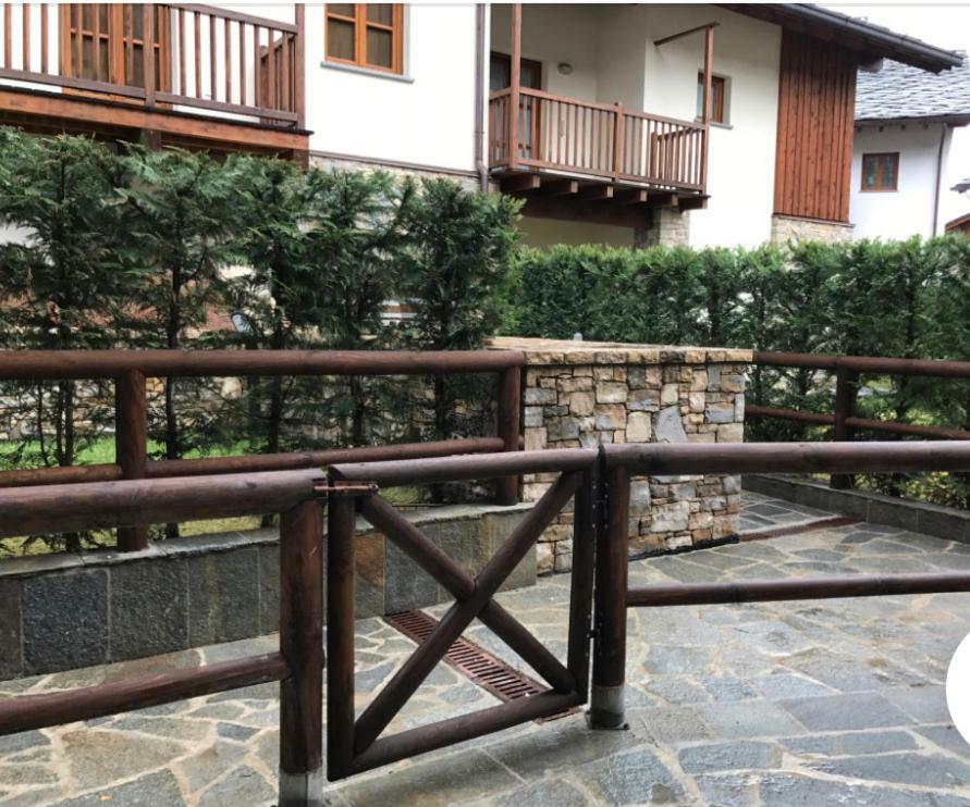 La Casetta Di Montagna - Courmayer เพร-แซงต์-ดีดีเย ภายนอก รูปภาพ